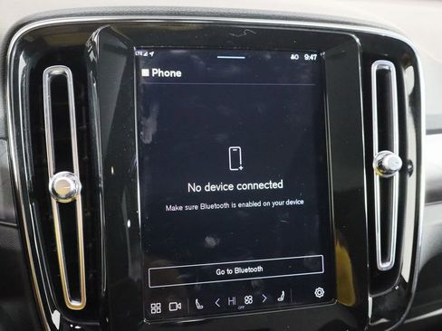 Used 2023 Volvo C40 P8 Recharge Plus w/ Protection Package Premier image 28