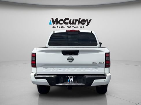 Used 2024 Nissan Frontier SL w/ Technology Package AWD/4WD image 5
