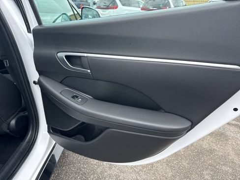 Used 2024 Hyundai Sonata SEL FWD image 11