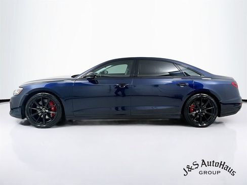Used 2022 Audi S8 w/ S8 Comfort Plus Package image 4