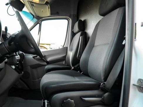 Used 2013 Mercedes-Benz Sprinter 3500 image 21