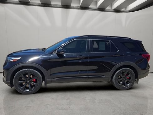 Used 2020 Ford Explorer ST w/ ST Street Pack AWD/4WD image 2