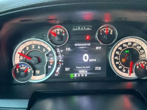 Used 2015 RAM 2500 Laramie AWD/4WD image 22
