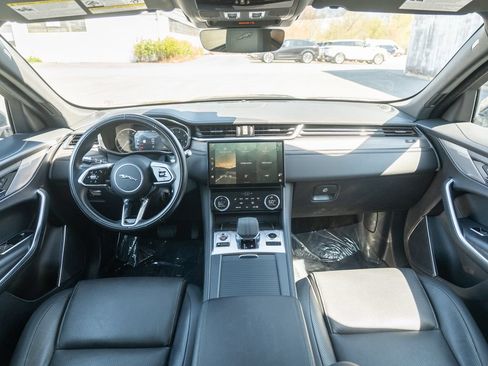 Used 2022 Jaguar F-PACE S AWD/4WD image 17