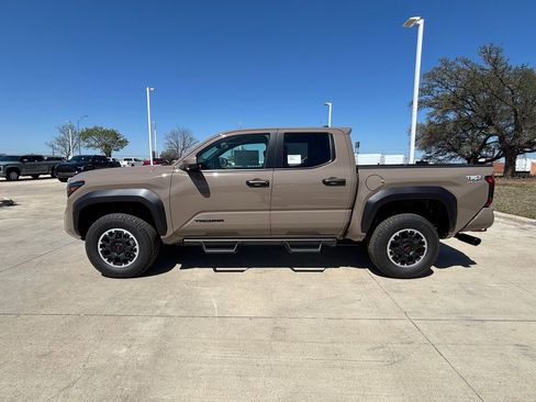 New 2026 Toyota Tacoma TRD Off-Road image 2