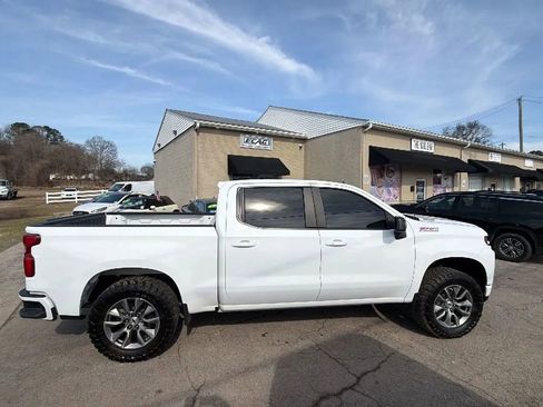 Used 2021 Chevrolet Silverado 1500 RST w/ Z71 Off-Road Package image 2