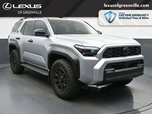 Used 2025 Toyota 4Runner TRD Off-Road Premium AWD/4WD image 2