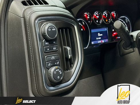 Used 2021 Chevrolet Silverado 1500 LT AWD/4WD image 13