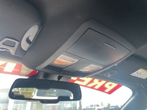 Used 2020 Dodge Challenger SXT w/ Plus Package image 21