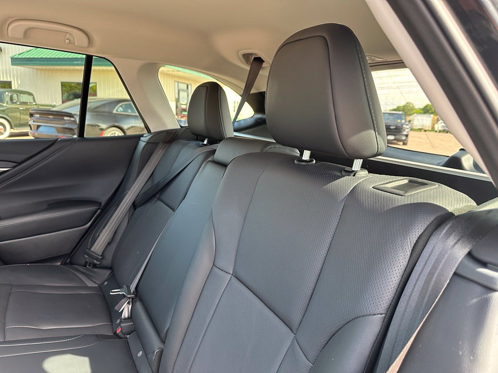 Used 2024 Subaru Outback Limited AWD/4WD image 23