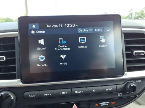 New 2026 Hyundai Venue SEL FWD image 32
