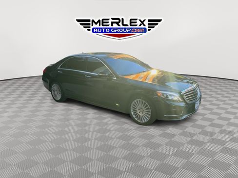 Used 2016 Mercedes-Benz S 550 4MATIC Sedan image 2