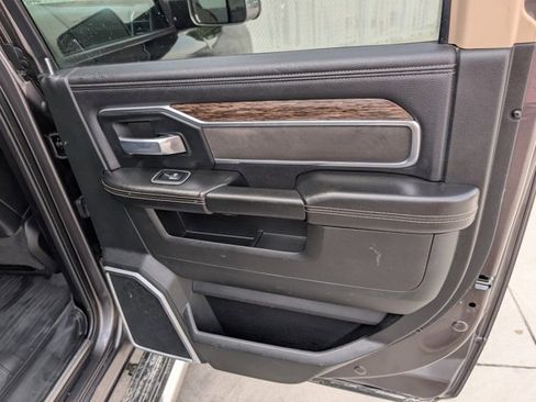 Used 2020 RAM 2500 Laramie image 30
