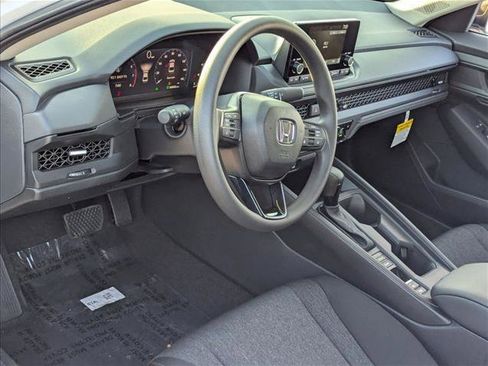 New 2025 Honda Accord SE image 3