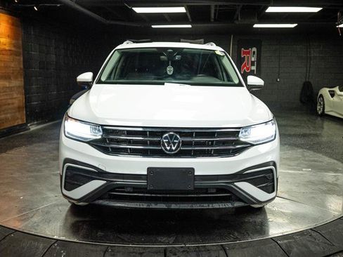 Used 2022 Volkswagen Tiguan SE image 4