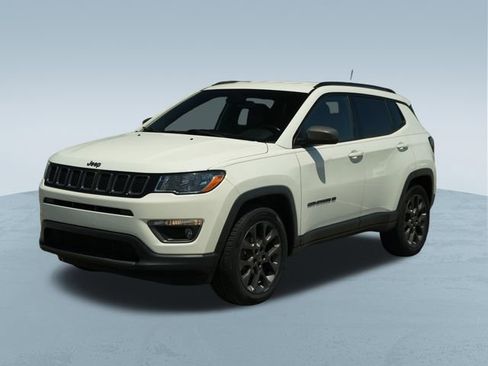 Used 2021 Jeep Compass Latitude AWD/4WD image 3