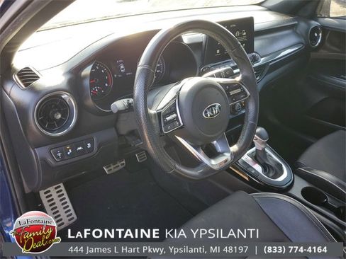 Used 2020 Kia Forte GT-Line image 11