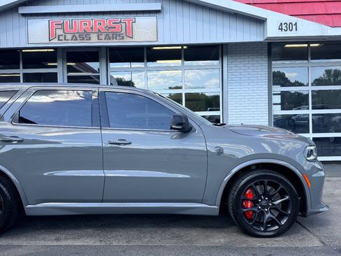 Used 2021 Dodge Durango SRT Hellcat w/ Technology Group AWD/4WD image 11