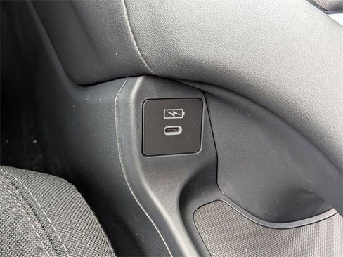 New 2026 Honda HR-V LX image 22