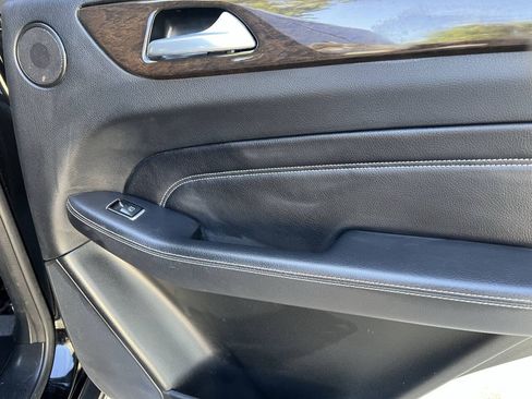 Used 2014 Mercedes-Benz ML 350 4MATIC image 29