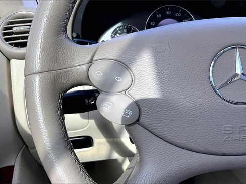 Used 2004 Mercedes-Benz CLK 320 Coupe image 10