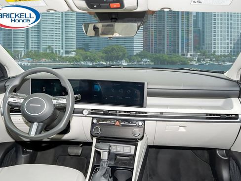 Used 2025 Hyundai Tucson SEL FWD image 21