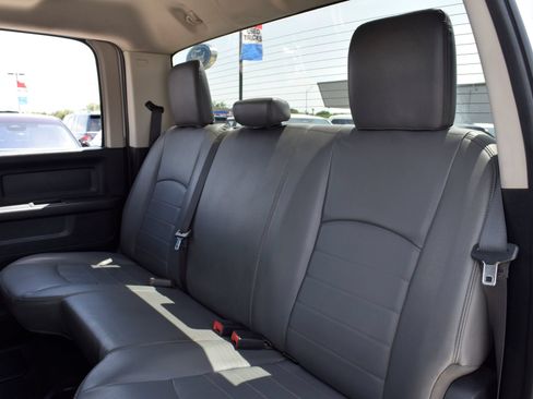 Used 2017 RAM 3500 Tradesman RWD image 16