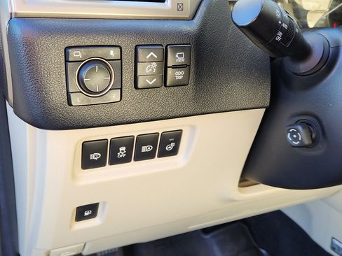 Used 2020 Lexus GX 460 Luxury image 12