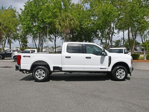 Used 2025 Ford F250 XLT image 5