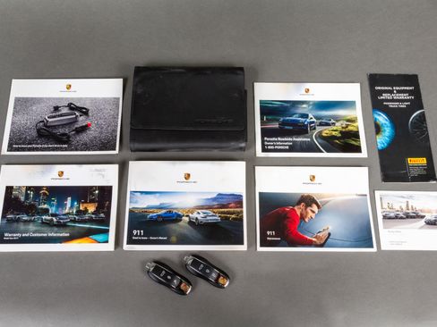 Used 2019 Porsche 911 Carrera 4S image 8