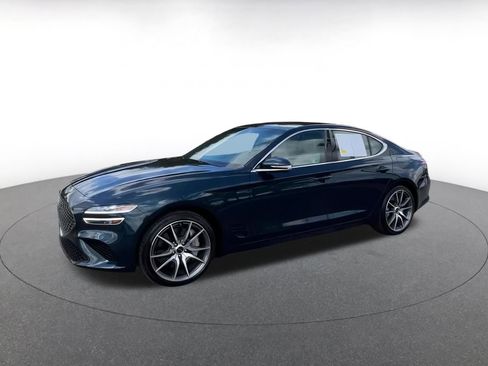 Used 2025 Genesis G70 2.5T image 7