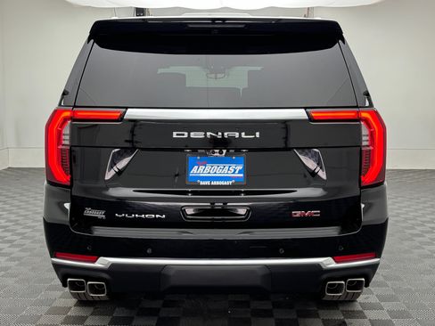 New 2026 GMC Yukon XL Denali w/ Denali Reserve Package AWD/4WD image 12