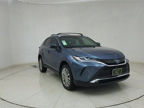 Used 2023 Toyota Venza Limited image 65