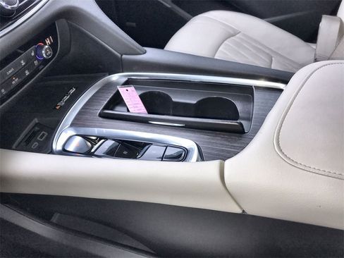 Used 2023 Buick Enclave Avenir w/ Avenir Technology Package image 20