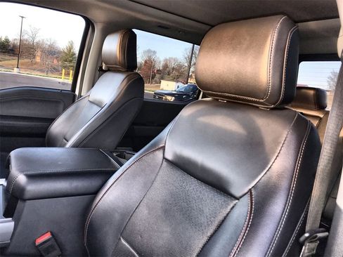 Used 2023 Ford F250 Lariat image 11