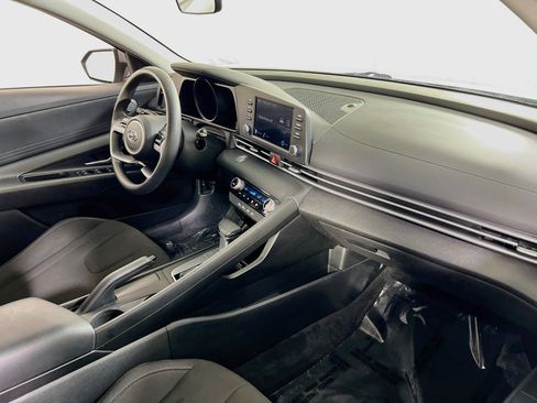 Used 2023 Hyundai Elantra SEL FWD image 26