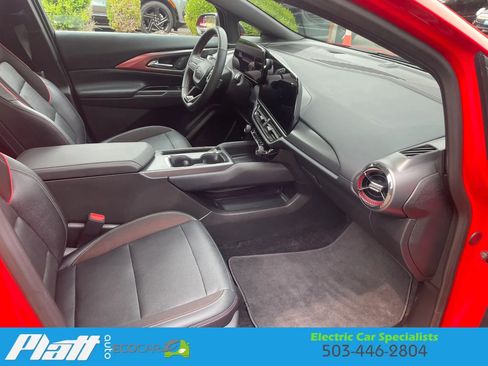 Used 2025 Chevrolet Equinox EV RS FWD image 48