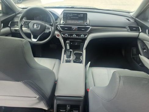 Used 2020 Honda Accord EX image 10