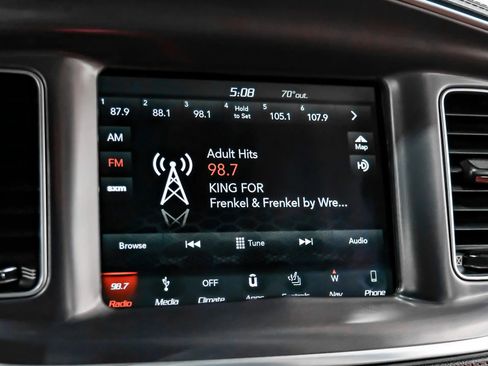 Used 2019 Dodge Charger Scat Pack w/ Dynamics Package RWD image 33
