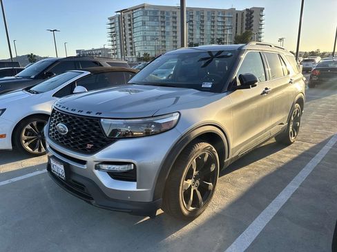 Certified 2023 Ford Explorer ST w/ Equipment Group 401A image 9