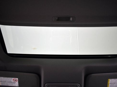 Used 2021 Chevrolet Silverado 2500 LTZ w/ LTZ Plus Package image 37