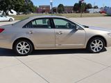 Used 2006 Lincoln Zephyr image 4