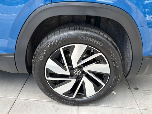 Certified 2025 Volkswagen Atlas SE AWD/4WD image 13