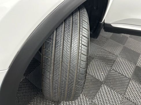 Used 2024 Honda Pilot Elite image 45