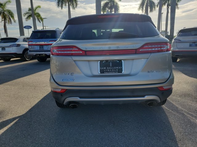 Used 2017 Lincoln MKC Premiere AWD/4WD image 5