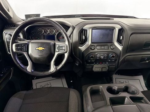 Used 2021 Chevrolet Silverado 1500 LT image 21