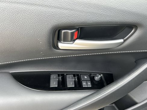Used 2022 Toyota Corolla SE w/ Carpet Mat Package (TMS) FWD image 15