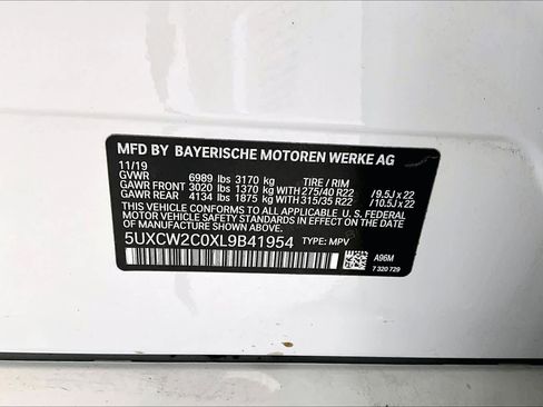 Used 2020 BMW X7 xDrive40i w/ M Sport Package AWD/4WD image 31