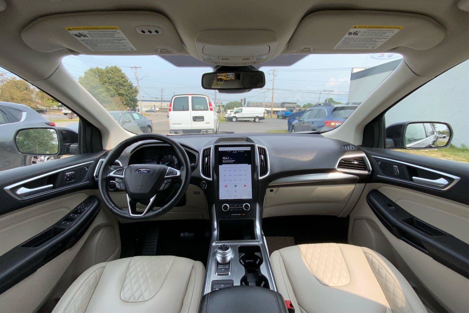 Used 2024 Ford Edge Titanium AWD/4WD image 32