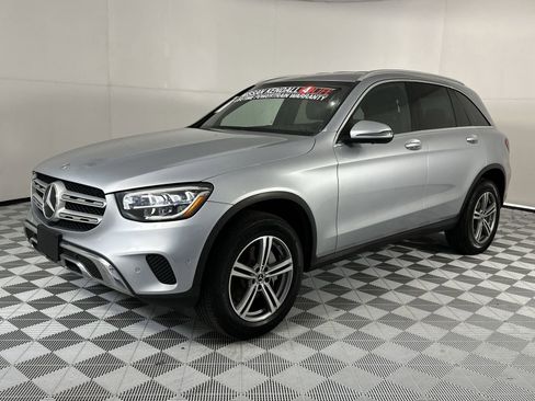 Used 2022 Mercedes-Benz GLC 300 4MATIC w/ Premium Package Lite image 4
